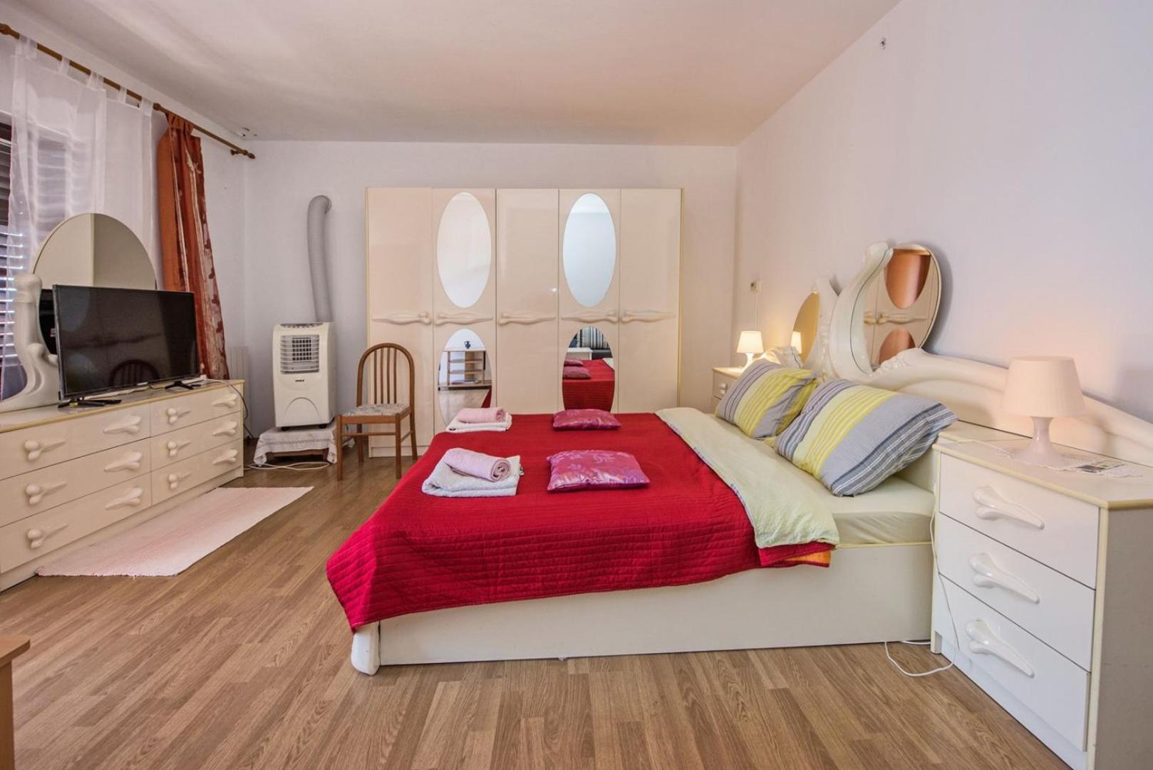 Two Bed Rooms Fortuna Near The Beach Porec Ngoại thất bức ảnh