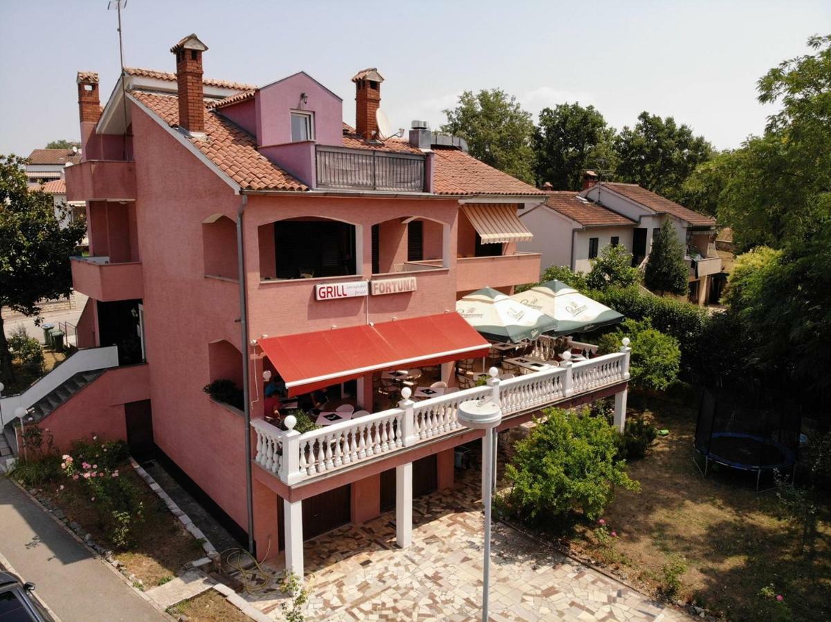 Two Bed Rooms Fortuna Near The Beach Porec Ngoại thất bức ảnh