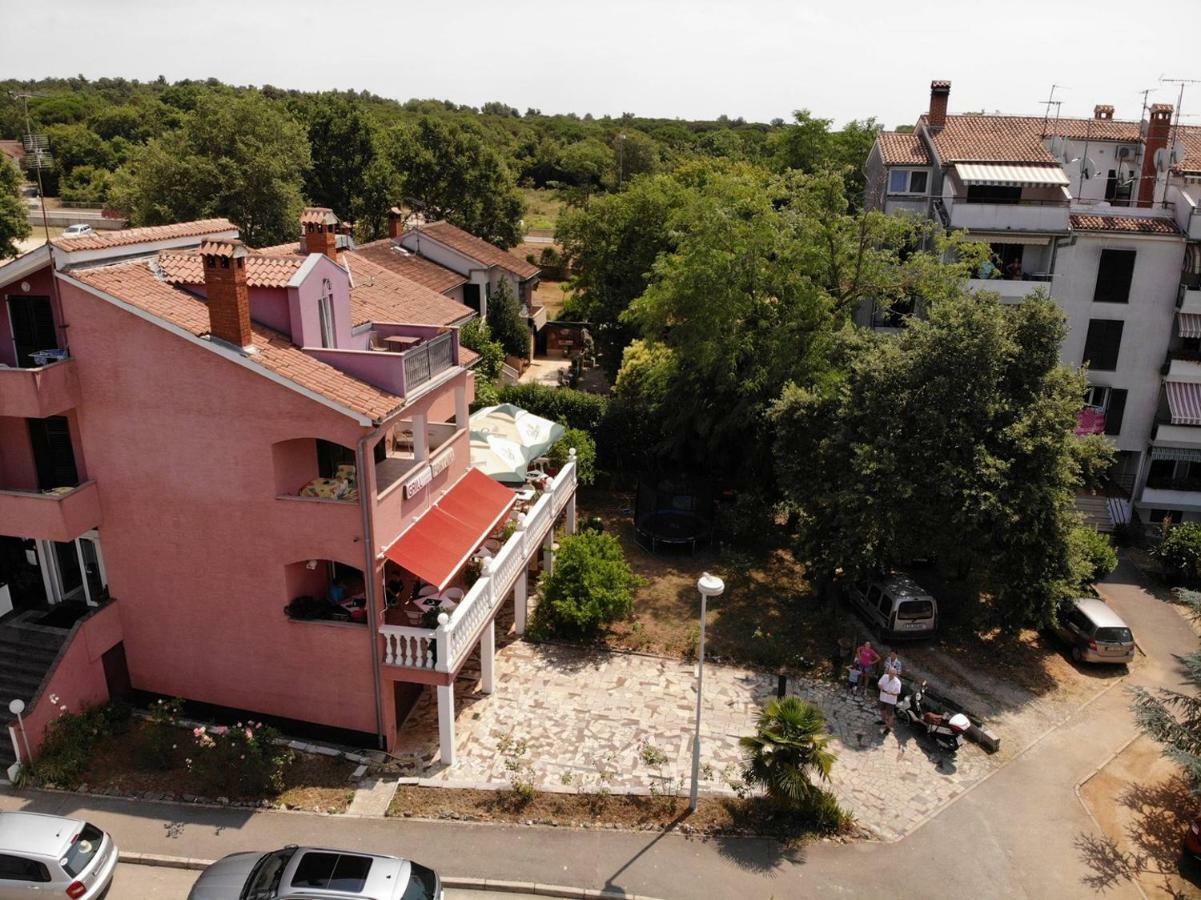 Two Bed Rooms Fortuna Near The Beach Porec Ngoại thất bức ảnh